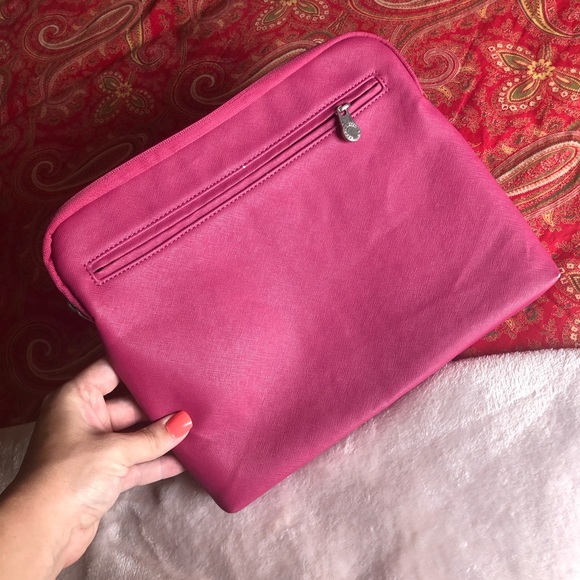 Martha Stewart Tablet Sleeve - Picture 2 of 6